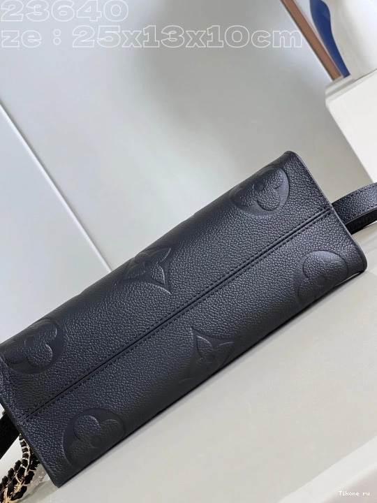 Cheap LOUIS West East VUITTON ONTHEGO 0723